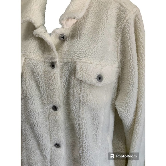 Torrid Sherpa White Jacket Size 3(3x) - Picture 4 of 9